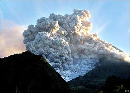 Nama-Nama Islam Untuk Bayi: Photo Gunung Merapi  Hikmah 