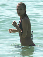 Carrie Underwood in bikini