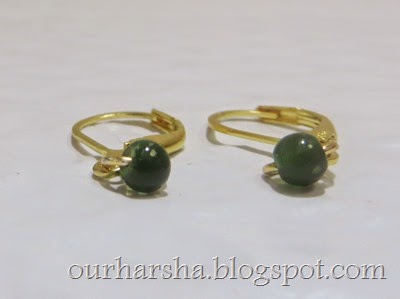 Green beaded leverback earrings  (2)