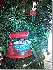My sister's ornament as she LOVES to cook!