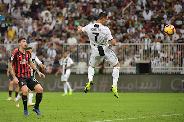 Supercopa da Itália - Milan endurece, mas Juve ergue a taça
