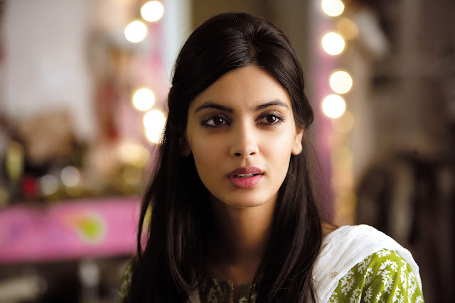 diana penty hot wallpapers