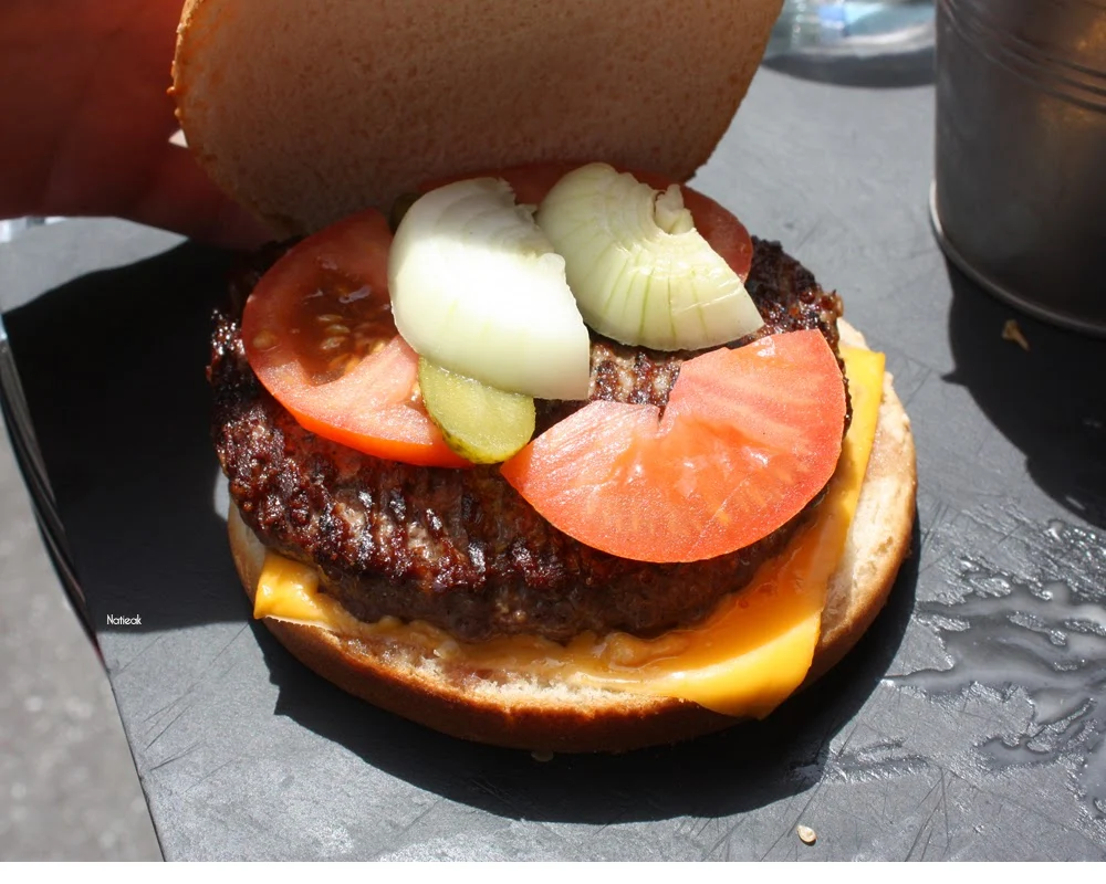 burger du Galopin avec sauce bleu