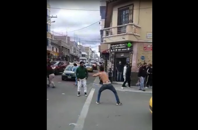 Pelea en el centro de Riobamba