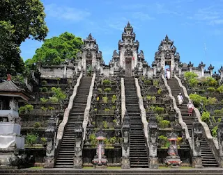 Selayang Pandang Provinsi Bali