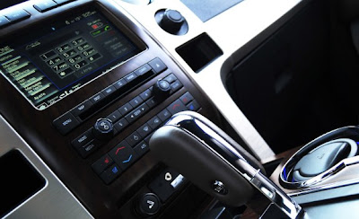 2010 Lincoln Mark LT Interior