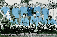 SELECCIÓN DE URUGUAY - Temporada 1924-25 - José Nasazzi, Pedro Arispe, Juan Alzugaray, Andrés Mazali, Alfredo Zibechi y Alfredo Ghierra; Santos Urdinarán, Atilio Barlocco, Pedro Petrone, Pedro Cea y Ángel Romano - URUGUAY 0 ARGENTINA 0 - 02/11/1924 - Copa América, tercer partido - Montevideo, Uruguay, estadio Parque Central - Al final, con dos partidos ganados y uno empatado, URUGUAY se proclamó Campeón de la Copa América. Ese mismo año había ya ganado los Juegos Olímpicos