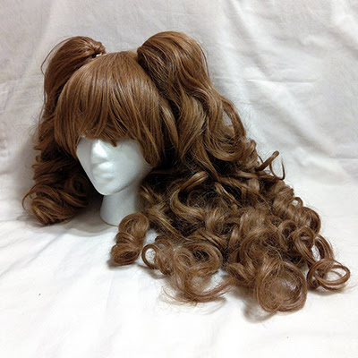 Bodyline w089 in light brown with twin tail clips