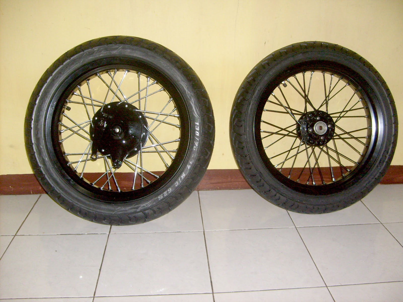 THUNDER 125 Yang Dimodif Sedikit Modifikasi Velg Lebar Jeruji