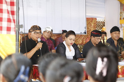 Bupati Eka Apresiasi Ngaben Masal Desa Adat Sandan, Desa Bangli