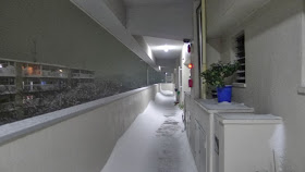 しんしんと降る雪