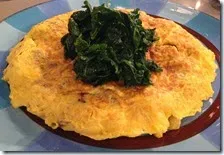 Frittatona di uova, salsicce e fagioli
