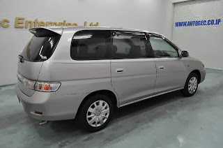 2002 Toyota Gaia for Samoa to Apia