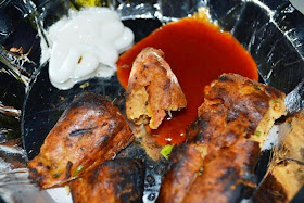 Foodaholix Maama Chicken Seekh