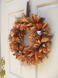 http://www.iheartnaptime.net/50-amazing-fall-wreaths/