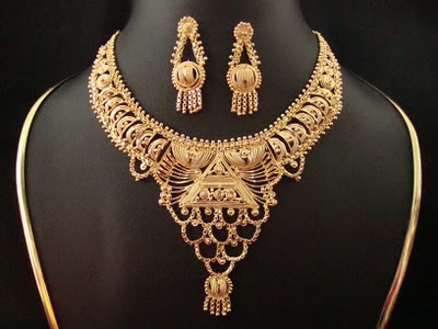 Indian Bridal Gold Jewellery Set 2010