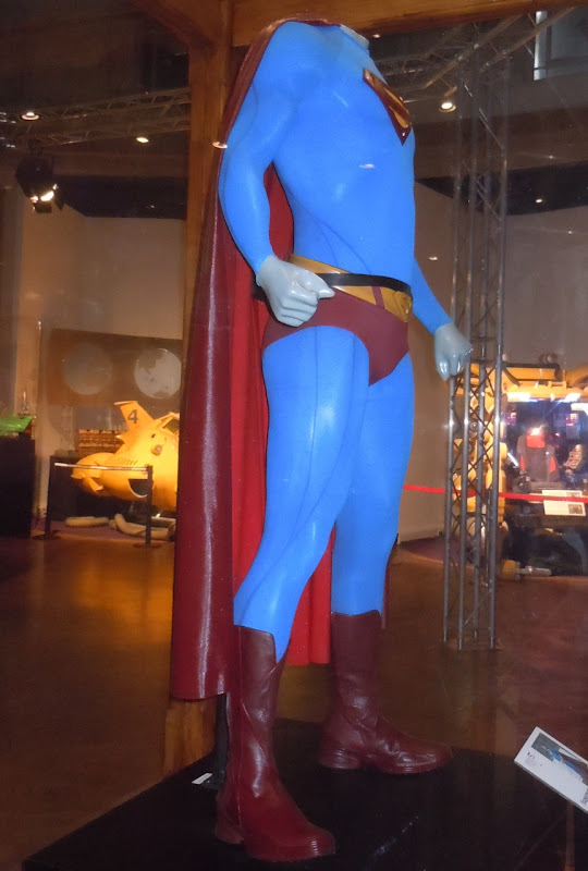 Superman Returns costume side-view