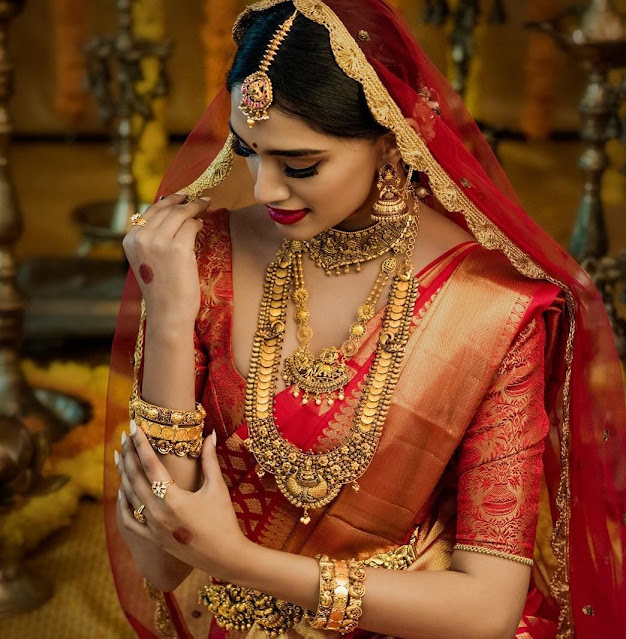 gold buyer, cash for gold, sell gold, gold buyer in delhi