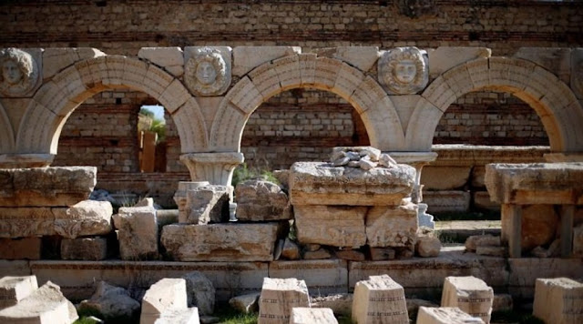 Famed Libyan ruins rely on locals for support