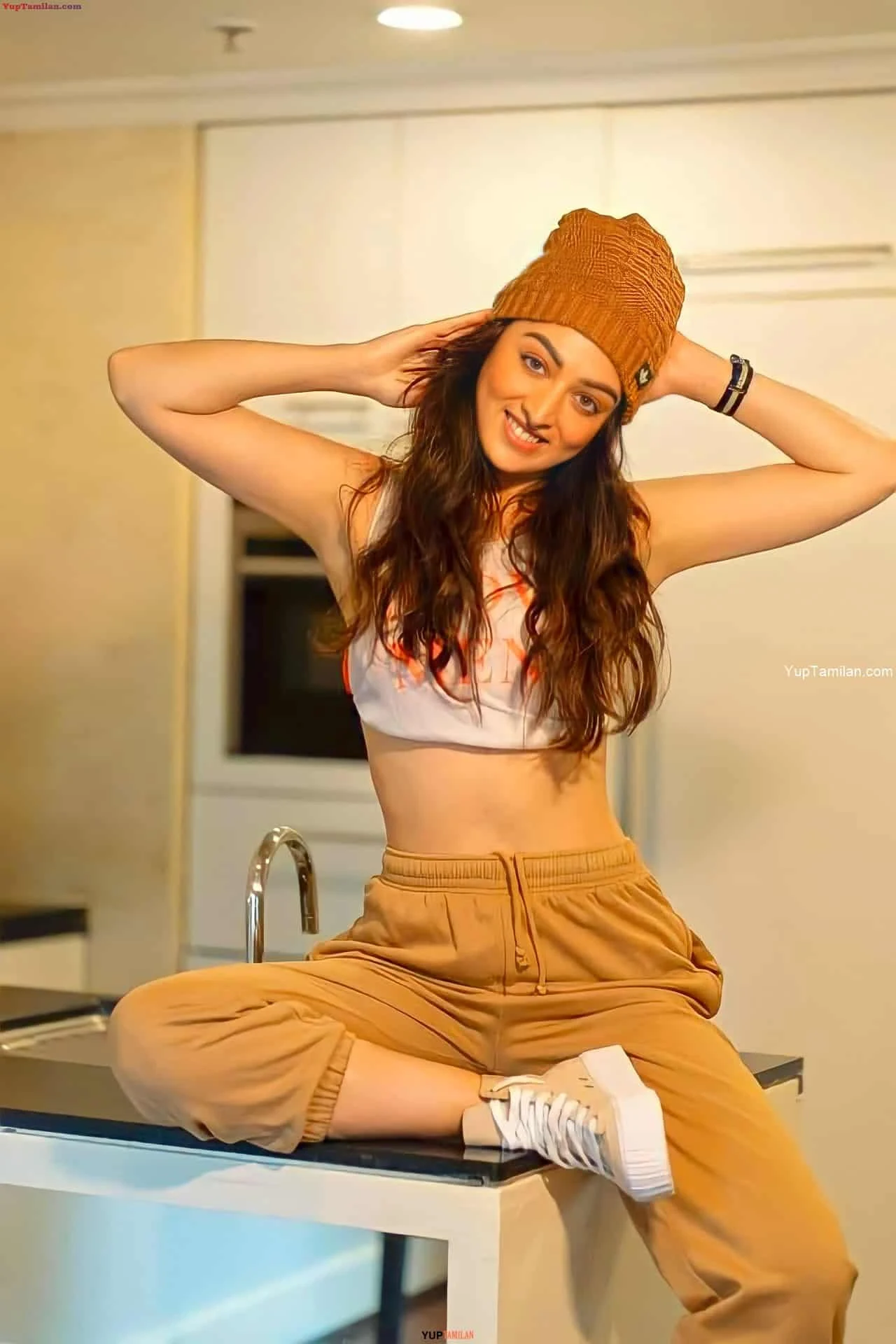 Sandeepa Dhar Sexy Bikini Photos - Hot HD Photoshoot Pics