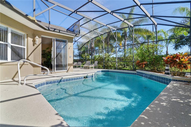 pool home rentals in Orlando