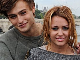 miley cyrus  Douglas Booth