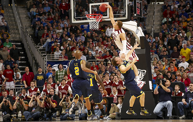 blake griffin posterize. Blake Griffin (yes,