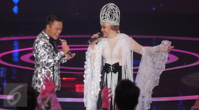 Duet Danang-Iyeth Bustami.