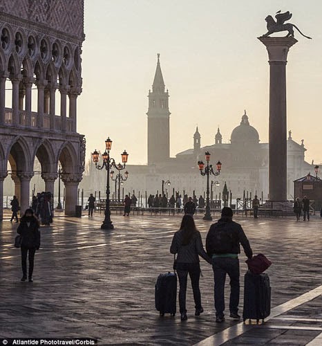 Venice phủ nhận luật cấm du khách kéo vali trên phố - 3