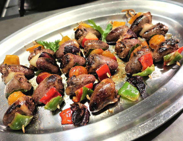 Brochettes de coeurs de canards