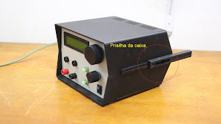 Fonte de bancada ajustável