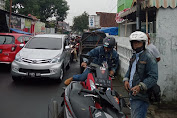 Hati-hati Parkir Di Pinggir Jalan Letnan Komir Lengkong, Rawan Maling