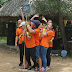 Trò chơi team building - Trò chơi đứng trên giấy