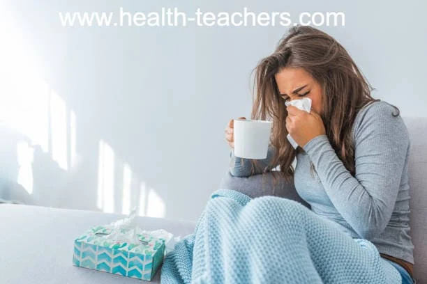 This cold is caused by germs and is usually caused by a cold. Germs can attack a healthy nose, but an allergic nose is prone to them, thus prolonging the allergy. It doesn't happen suddenly; the sneezing is less, the water doesn't flow from the nose too much, and the cold gradually dominates the patient.