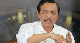 Hem .. Pemerintah Akan Tetap Lanjutkan Proyek Reklamasi Teluk Jakarta, Luhut : Ini Demi Kepentingan Rakyat ! Natizen : Rakyat Yang Mana ? Rakyat Cina ? - Commando