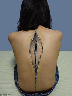 loperartikel.blogspot.com - Body Painting Unik karya Hikaru Cho yang Menggelitik