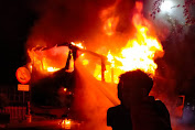 Ini Kata Kasat Lantas Polres Sidrap Terkait Mobil Bus Yang Terbakar di Depan Kejaksaan Negeri 