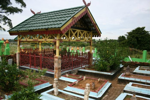 Makam Raden Muhammad Thahir (Raden Matthaher) 