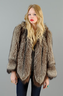 Vintage 1940's fluffy brown fox fur coat with scalloped hemline.