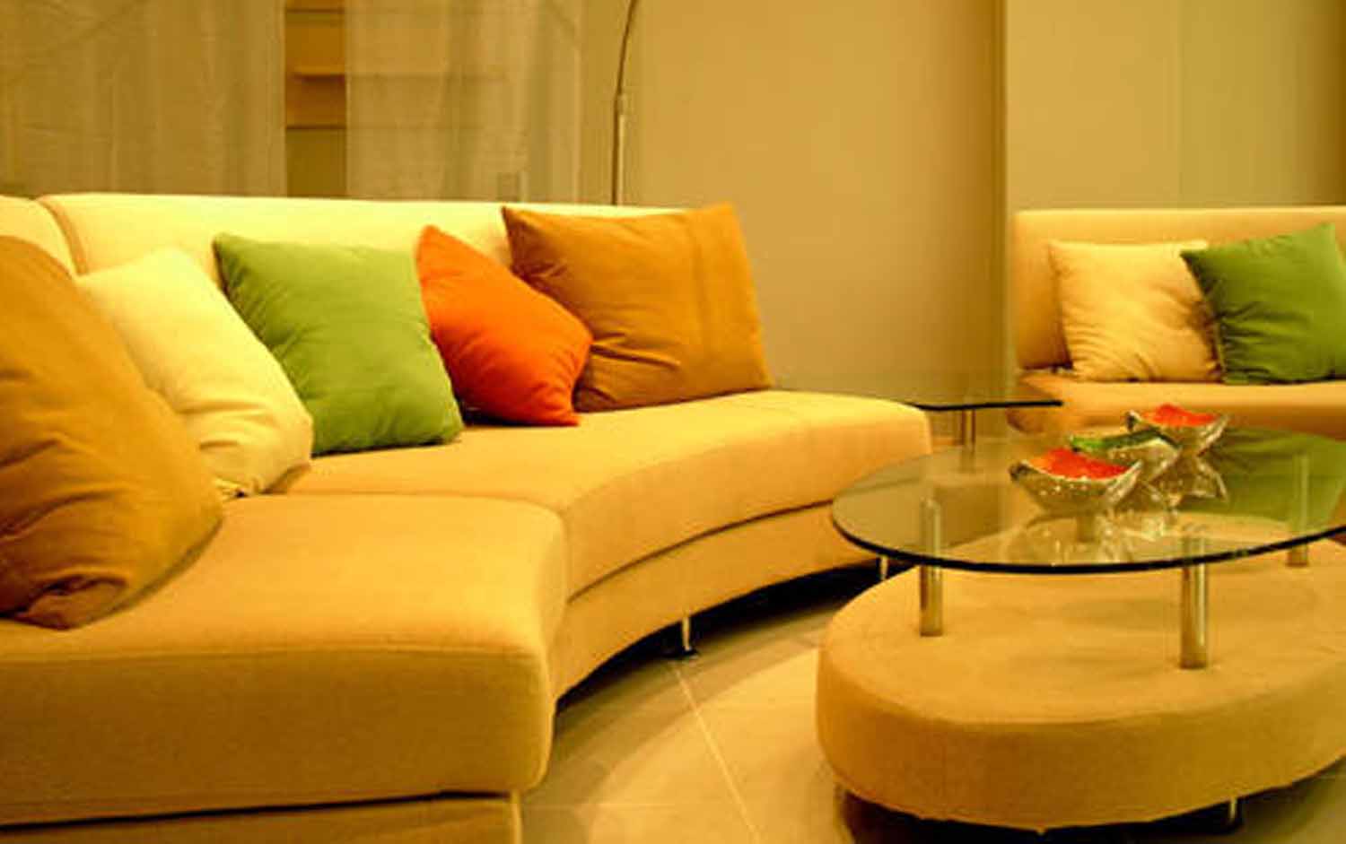 living-room-paint-ideas-full-yelow title=