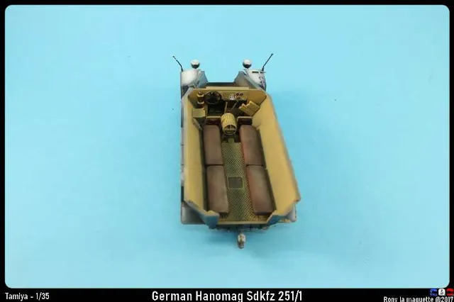 L'intérieur du Sdkfz 251/1 de Tamiya au 1/35.