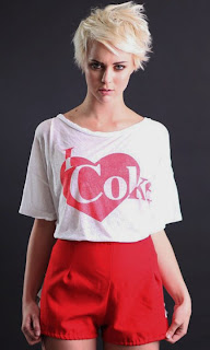 I Love Coke Tee viktorviktoriashop.com