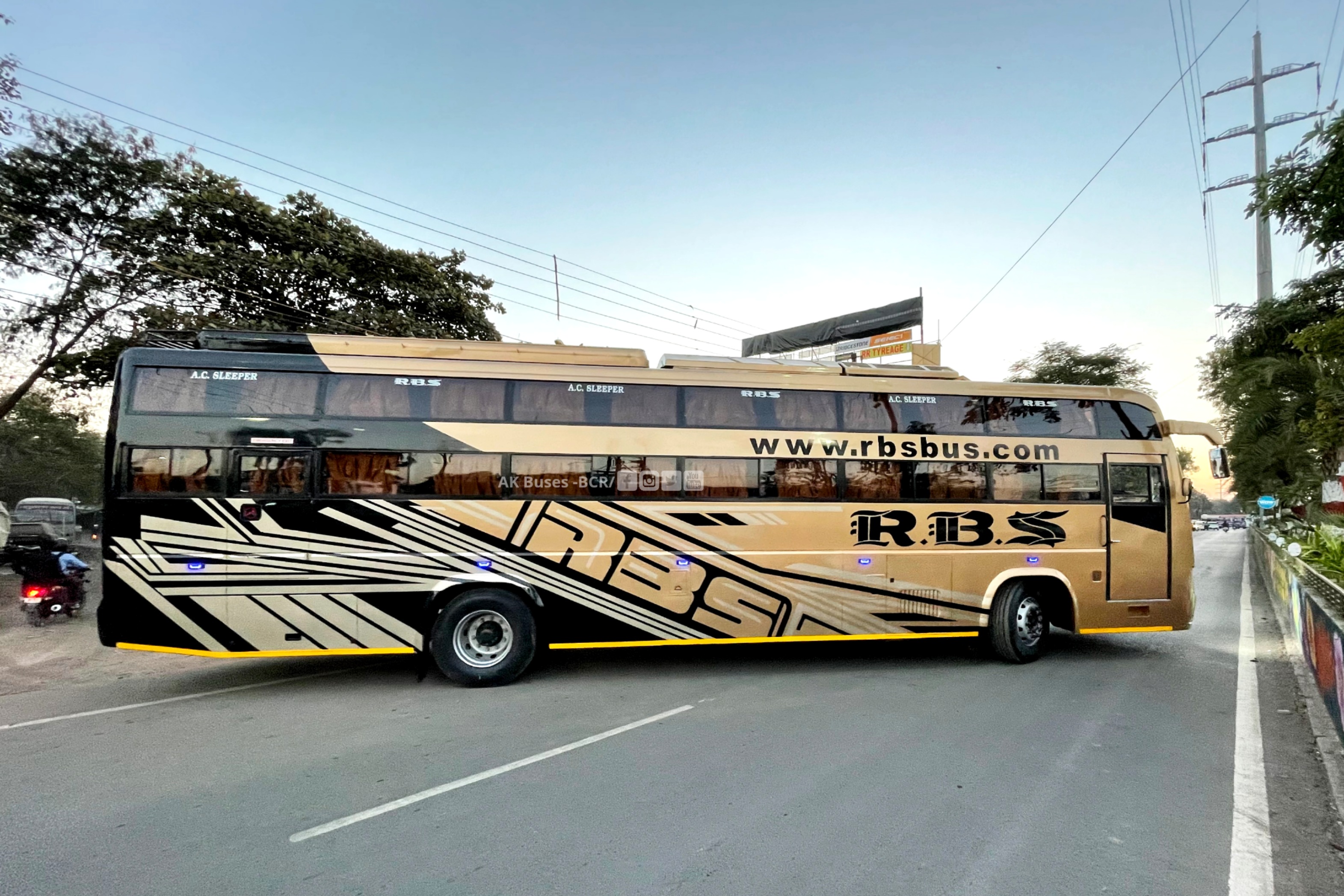 raipur bus service luxury bus