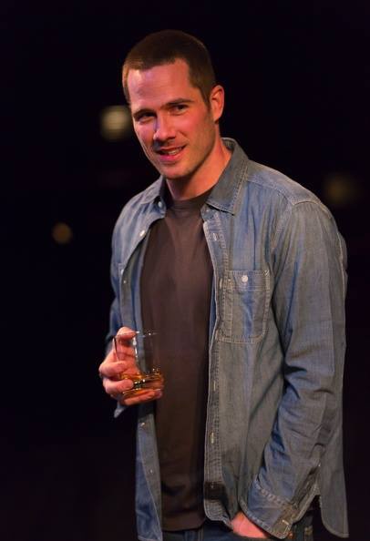 Luke Macfarlane Profile Pics Dp Images