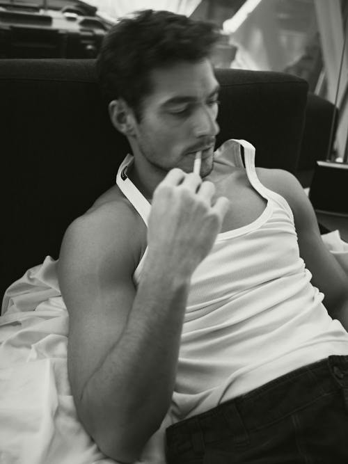 Etichette David Gandy model smoking