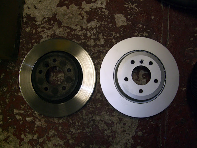 BMW E46 330d rear brake disc old vs new