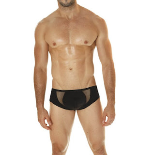 http://www.covermale.com/underwear/mens-briefs/cover-male-intimate-cheeky-brief-black?utm_source=Off-Page&utm_medium=blog&utm_campaign=blogger