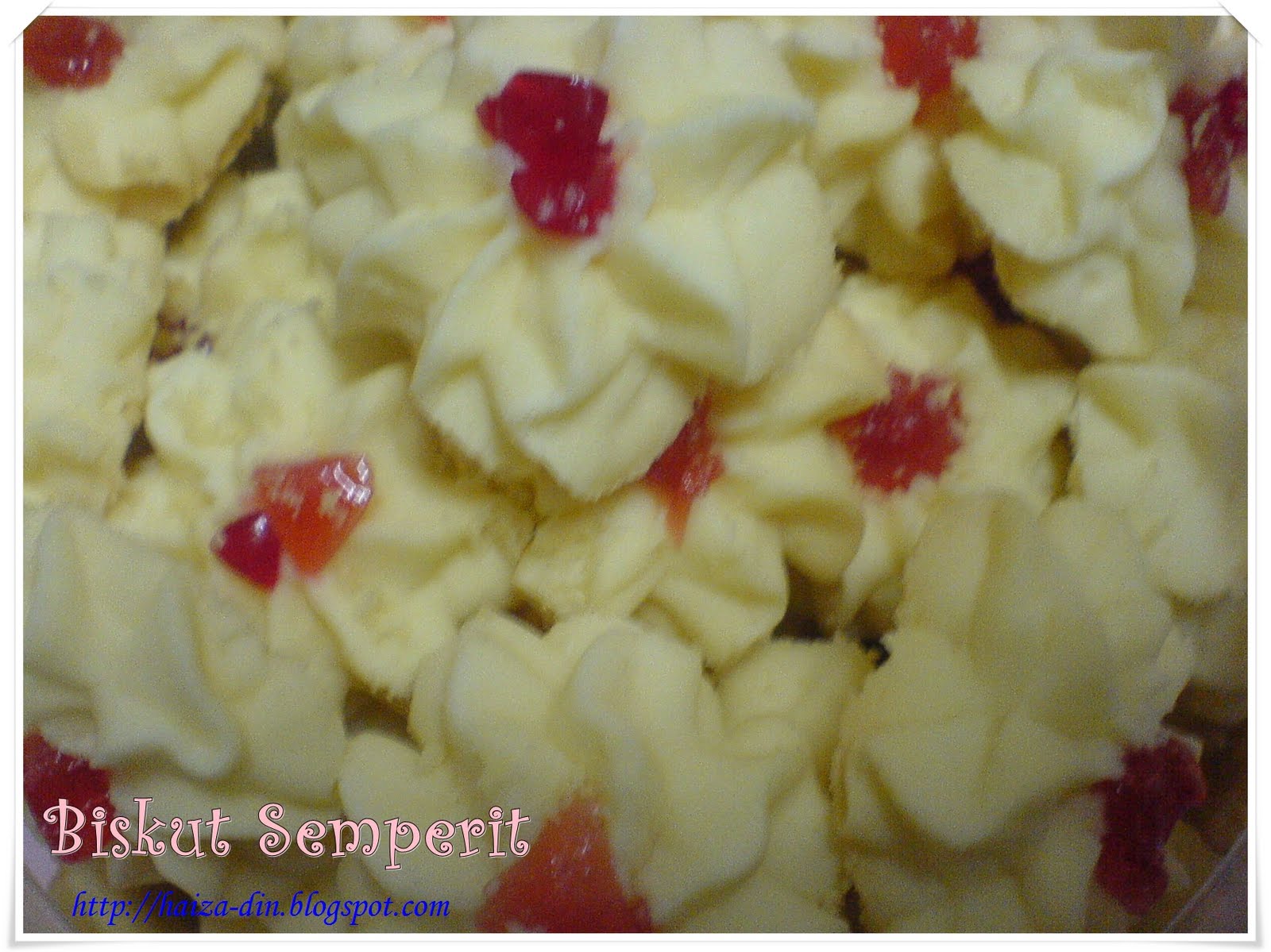 CoOkInG Is LiKe LoVe: Biskut Semperit