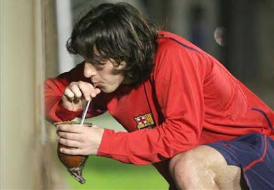 messi tomando mate