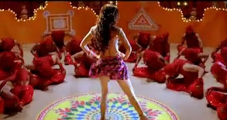 Mallika Sherawat Photos of Shalu Ke Thumke Song